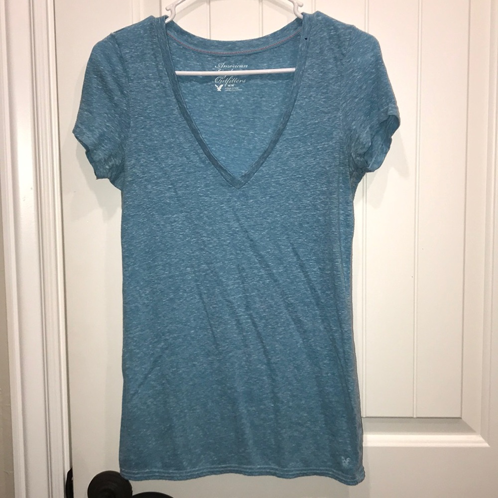 V-neck Tee shirt light blue